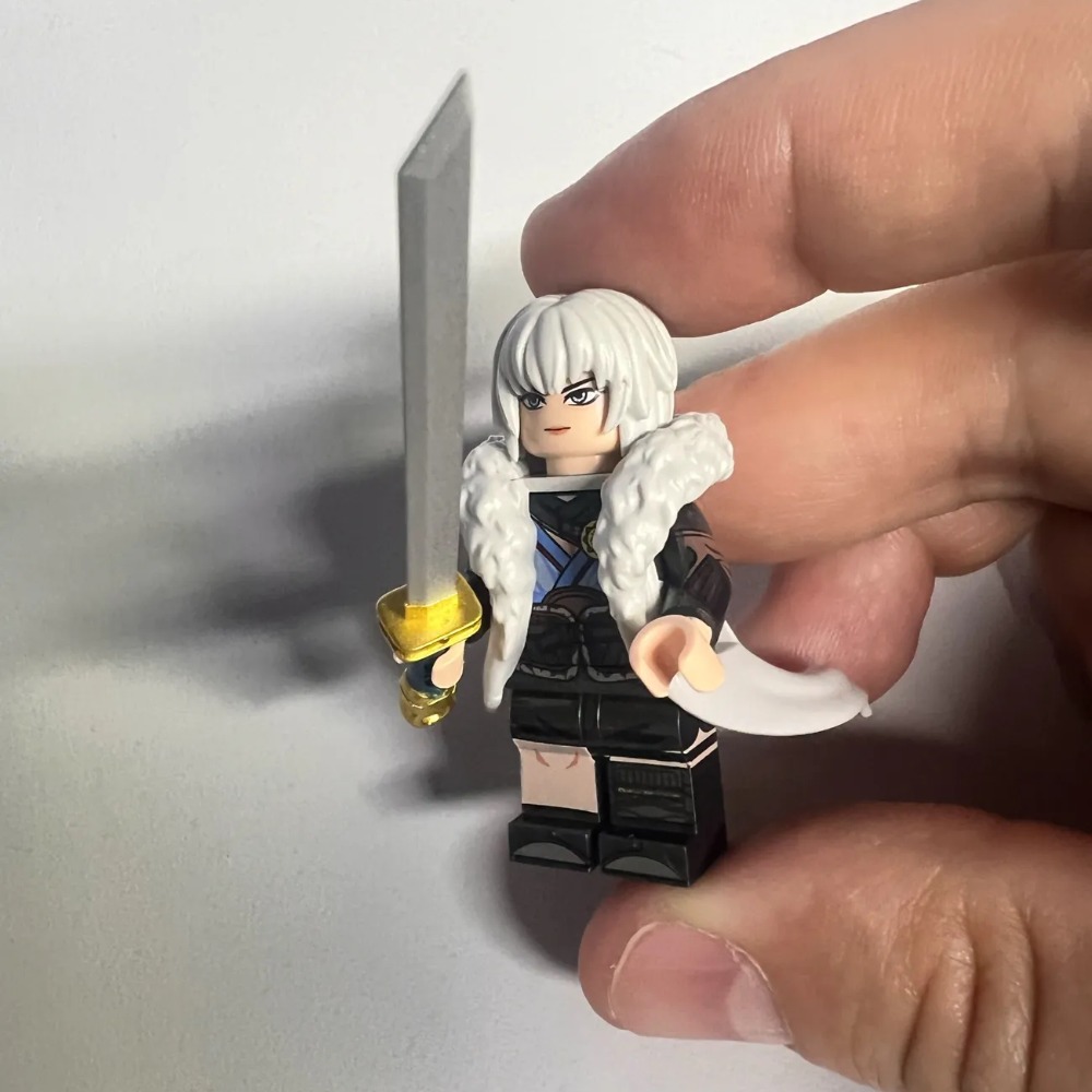 Figura de PVC de White Moon Qu - Model Kit Eva reseña y precio